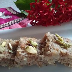 A picture of Nariyal ki barfi.