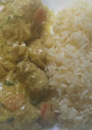 Una foto de Pollo al curry