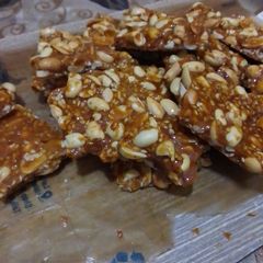 A picture of Peanut Chikki 🥜🥜🥜.