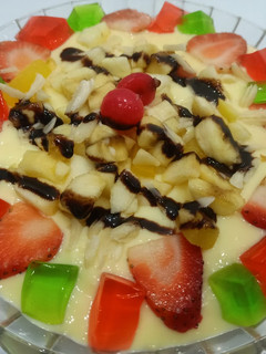 A picture of 3 layered~Custard Fruit trifle.