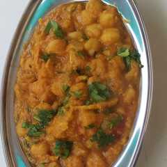 છોલે ચણા (Chhole Chana Recipe In Gujarati) રેસીપી મુખ્ય ફોટો
