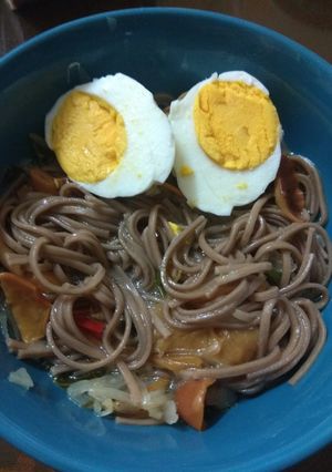 Una foto de Sopa de fideos soba