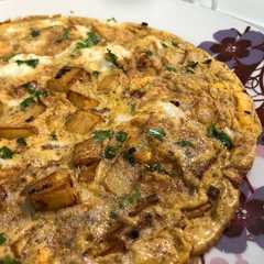 بيض بالبطاطس لذيذ 🍳-レシピのメイン写真