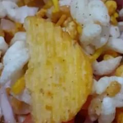 A picture of Bhel puri.