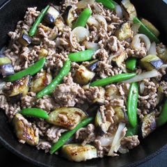 A picture of Minced Meat & Veggies with Teriyaki Sauce.