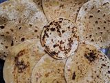 खव्याच्या पोळ्या (Khavyachya polya Recipe In Marathi)