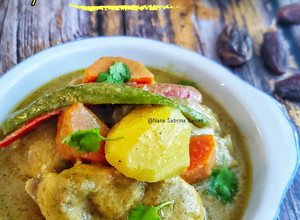 Gambar Ayam Masak Kurma Pekat Memikat Lazat!