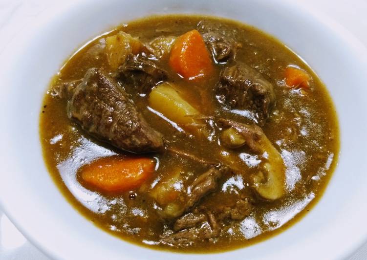 Beef and onion stew Beef and onion stew