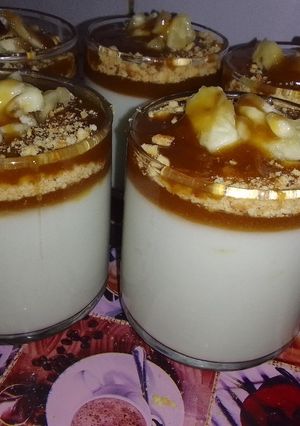 صورة لوصفة بدون نشاء وبدون بيض حضري هذه التحلية الباردة بنييينة😋🤎