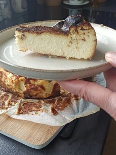 Une photo de Cheesecake basque ou Burnt cheesecake