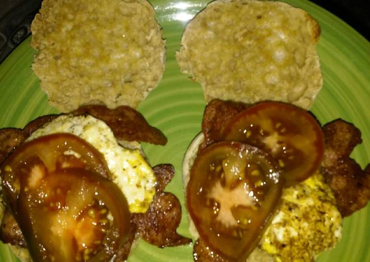 Easiest Way to Prepare Award-winning Turkey Bacon Breakfast Sandwiches