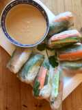 Sommerrollen mit Erdnuss-Sauce
