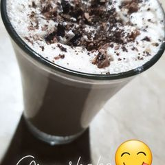A picture of Oreo shake.