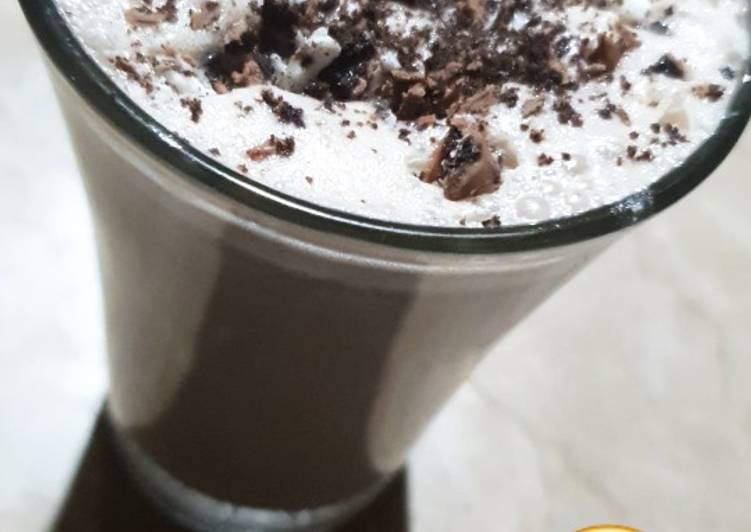 Recipe of Quick Oreo shake