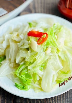 餐廳炒的高麗菜 的食譜成品照片