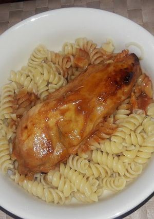 Una foto de Pechuga Marinada en Salsa BBQ