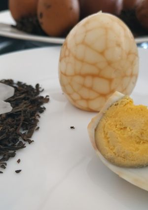 Una foto de Huevos cocidos en té (CHAYE DAN / 茶叶蛋)