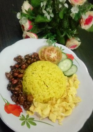 Foto resep Nasi kuning praktis