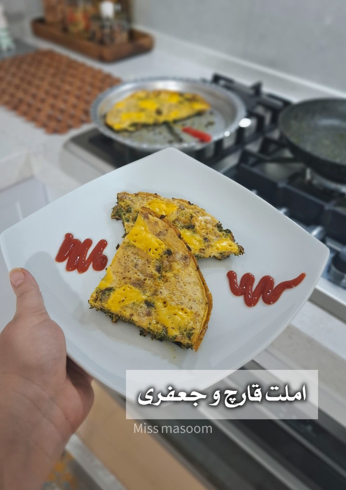 عکسی از دستور املت قارچ و جعفری