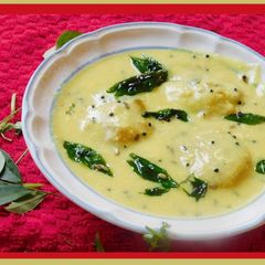 A picture of Taro in buttermilk curry (kadi, Morkuzhambu in tamil).