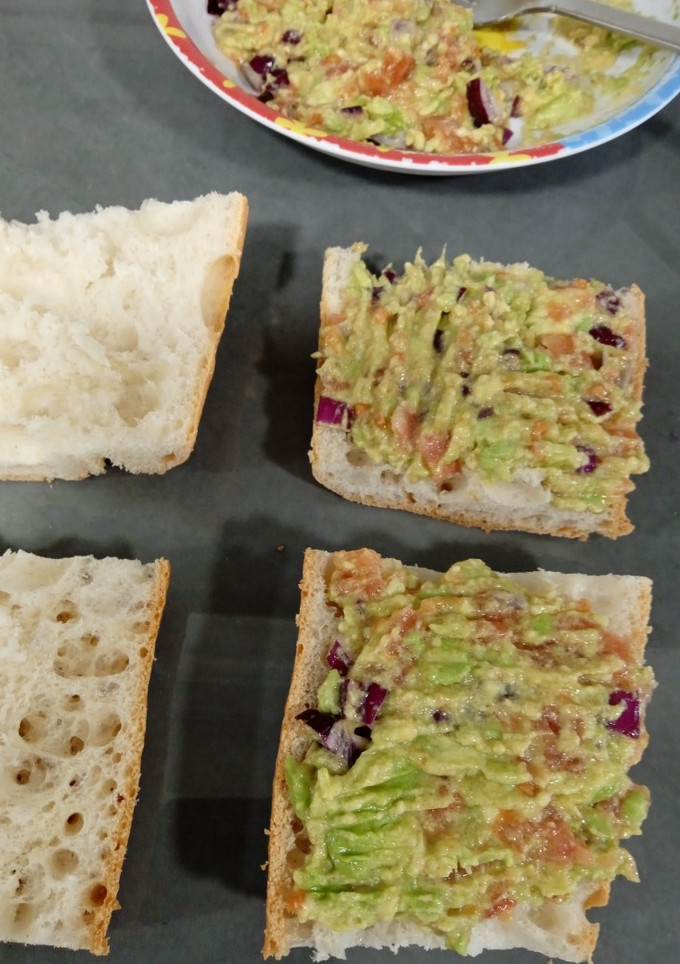 Una foto de Almuerzo de guacamole 🥑