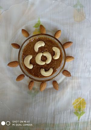 A picture of Oats Halwa - Healthy and delicious halwa recipe made with jaggery and oats.