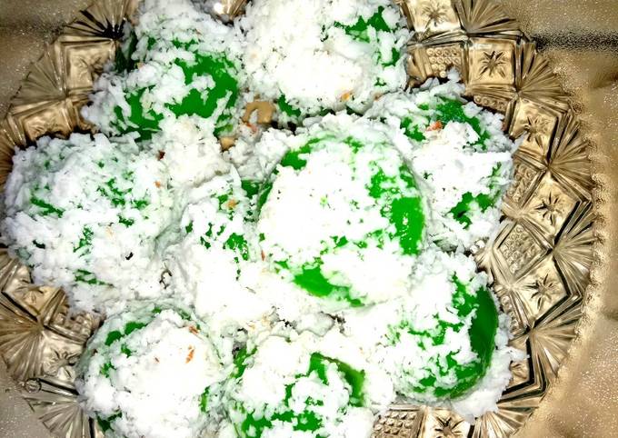 Kelepon tepung ketan lembut