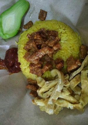 Foto resep Nasi kuning ulang tahun