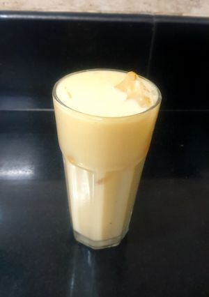 A picture of Mango milkshake.