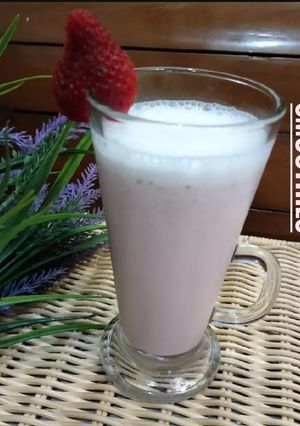 Foto resep Strawberry Smoothies