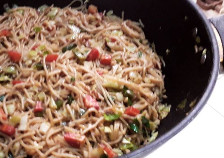 Recipe of Perfect Chicken vegetables chowmein