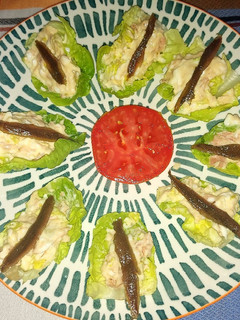 Una foto de Bocados de ensaladilla