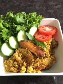 A picture of Middle Eastern Chicken Rice.