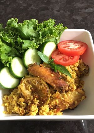 A picture of Middle Eastern Chicken Rice.