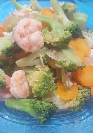 Foto resep Tumis brokoli wortel udang