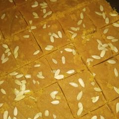 A picture of Besan burfi.