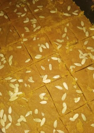 A picture of Besan burfi.