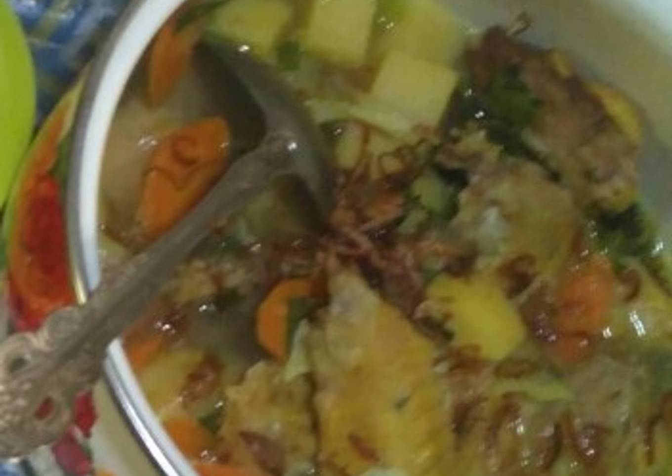 Sup ayam wortel dan kentang