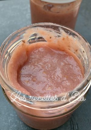 Une photo de Compote banane / framboises au Cookeo