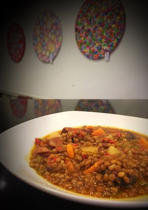 Una foto de Estofado de Lentejas con Chorizo Asturiano y Morcilla