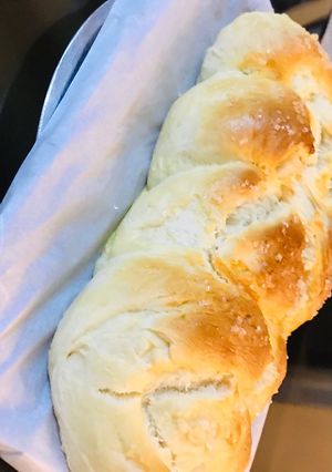 A picture of Braided Sweet Bread.