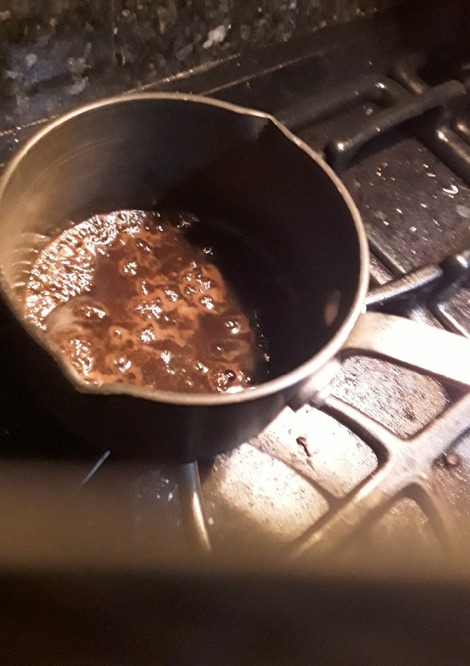 A picture of Maple Balsamic glaze/sauce.