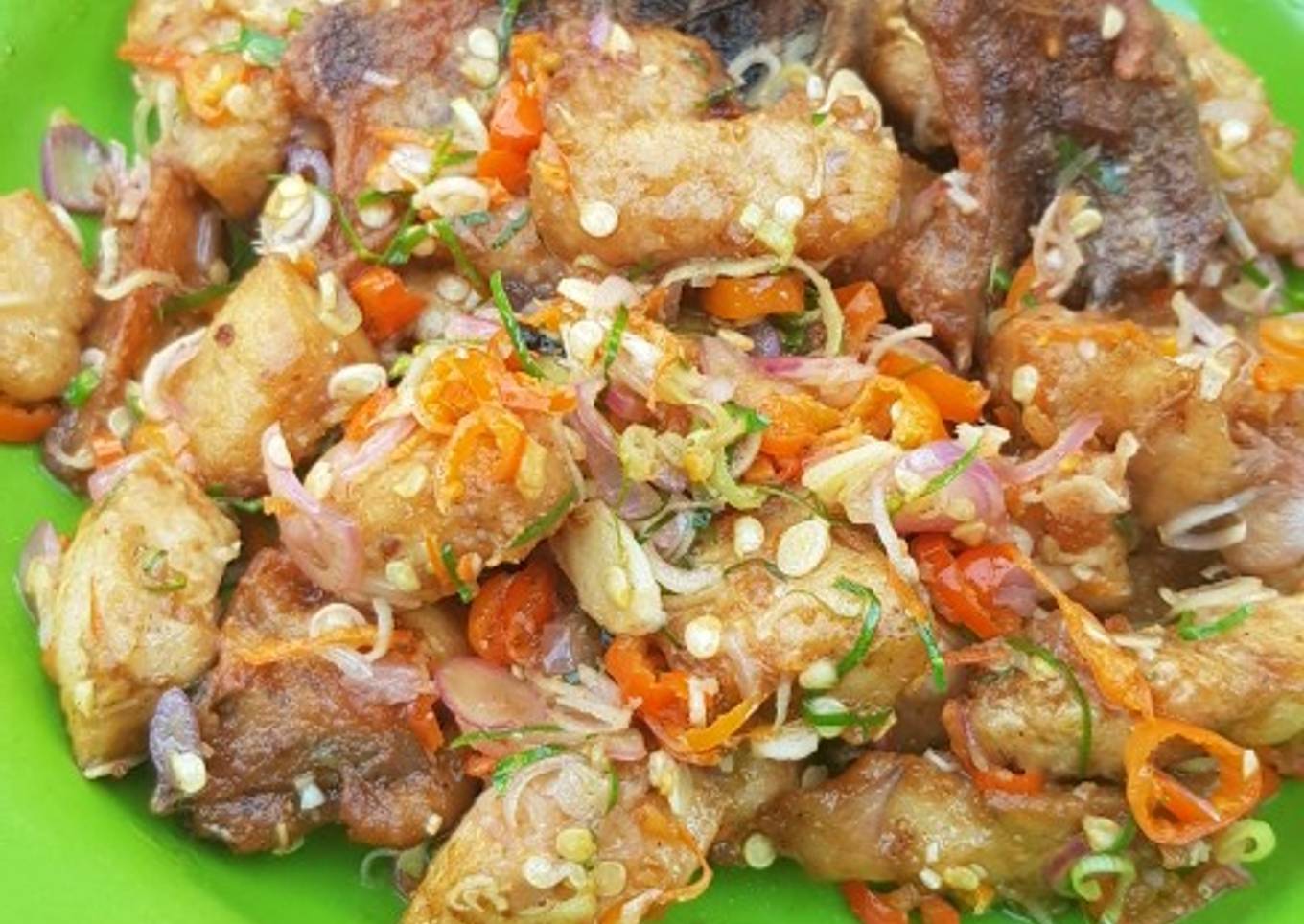 Ayam Goreng Sambal Matah<br />ala Mama Ita