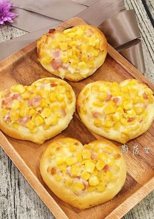 玉米培根愛心麵包 的食譜成品照片