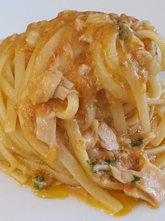 Una foto de Linguine con Anchoas y Bonito