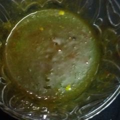 A picture of Green coriander chutney.