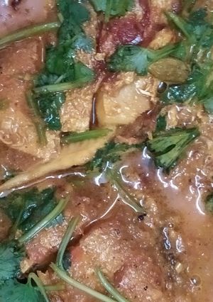 A picture of Pomfret curry.