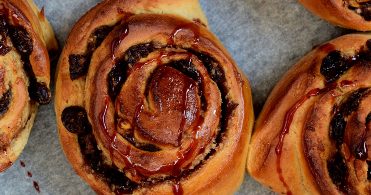 Vegan Cinnamon Rolls Recipe By Cook Eat And Travel