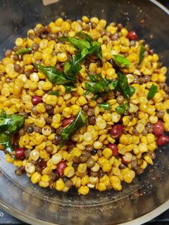 चने दाल और मसूर दाल के दालमोट (chane dal aur masoor dal ke dalmoth recipe in Hindi) रेसिपी मुख्य फोटो