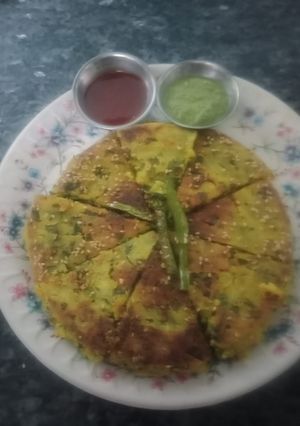 सूजी बेसन ढोकला (suji besan dhokla recipe in Hindi) रेसिपी मुख्य फोटो